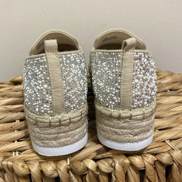 Gianni Bini Women's Sparkling Loafers - Silver and Cream - Picture 3 of 14